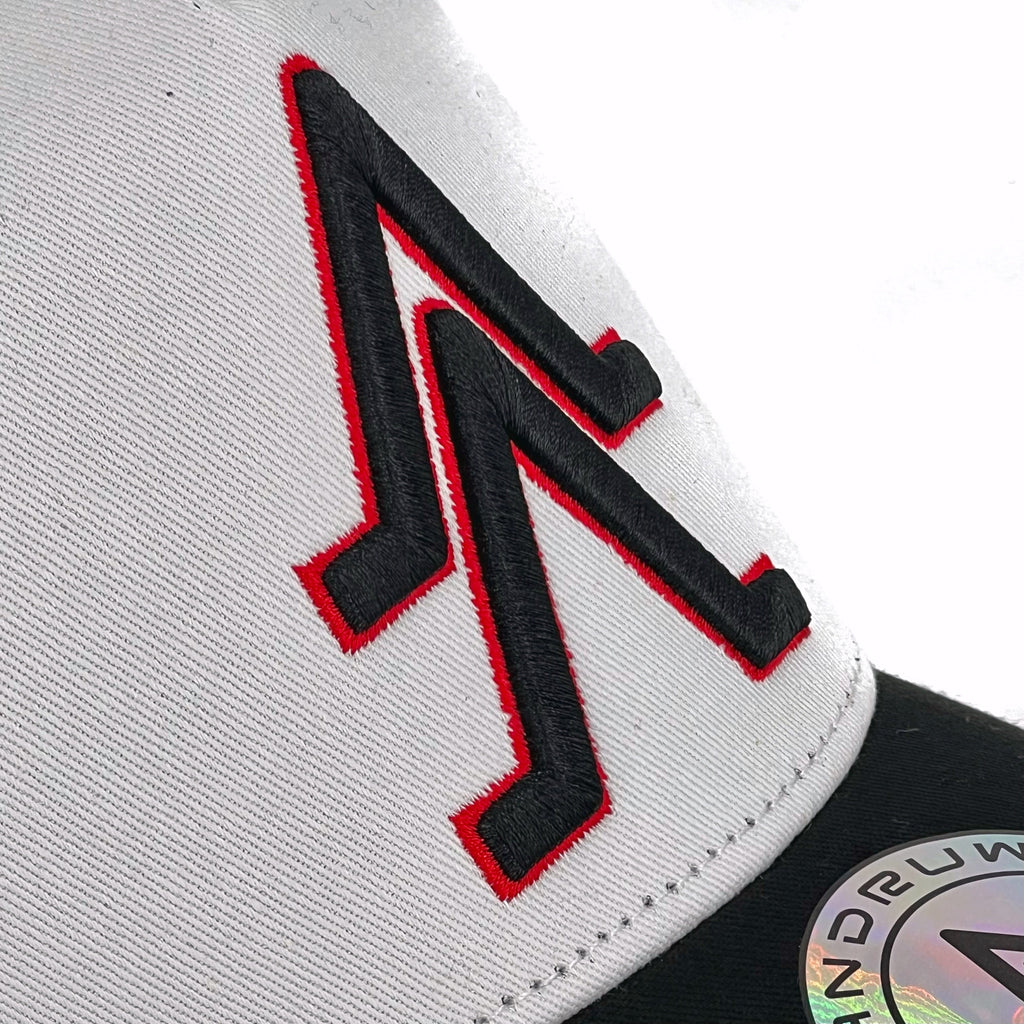 Andruw Apparel  #2409556 I A556